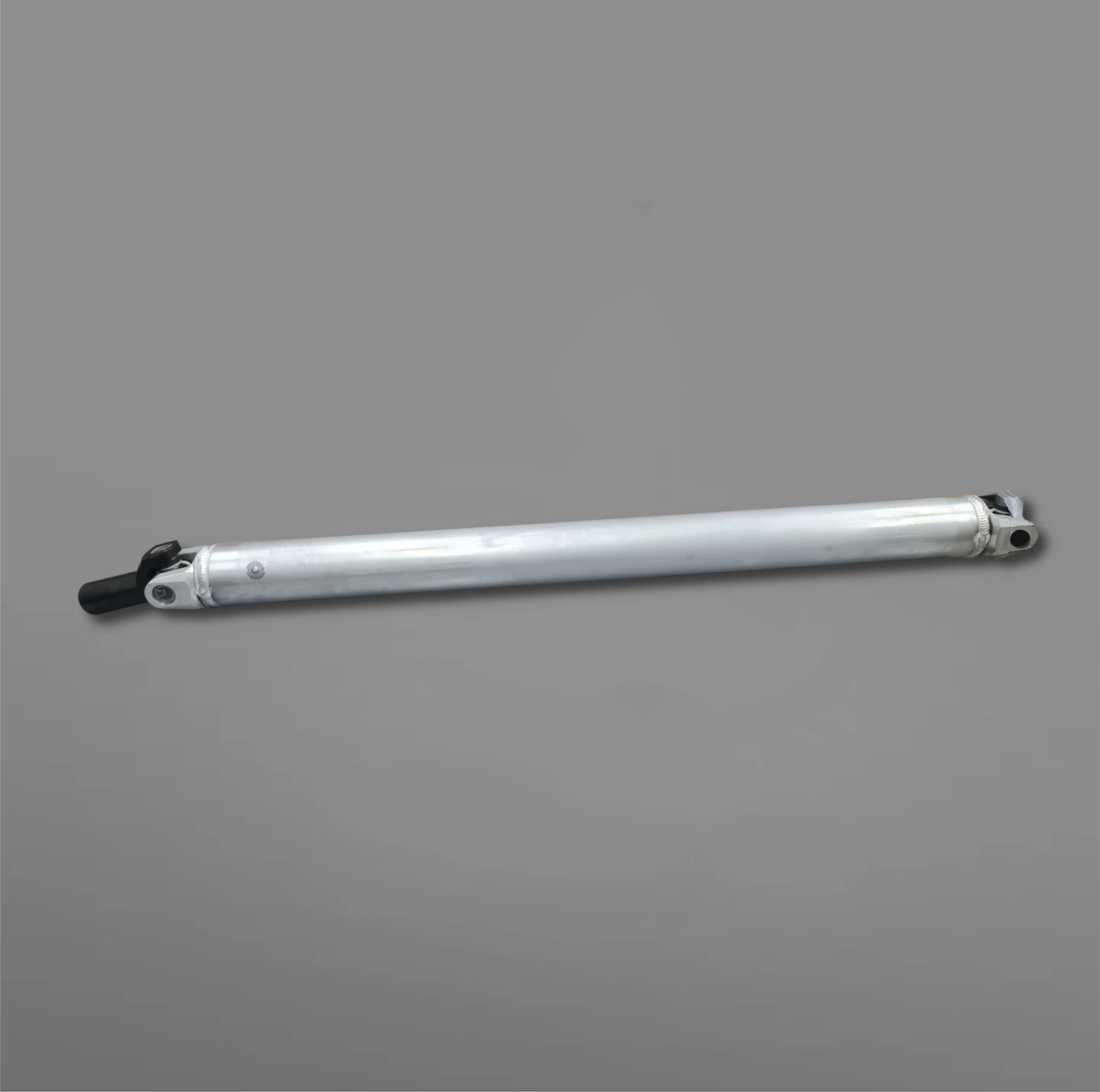 E90 Driveshaft With T10 Slip Yoke [Chromoly] - Image 4